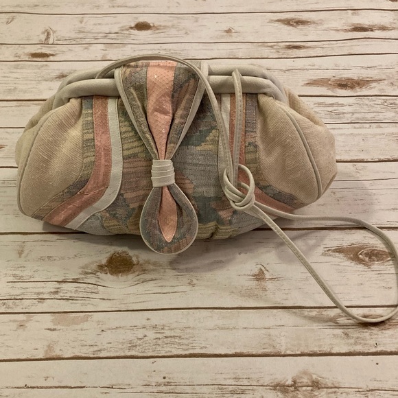 Vintage Bags By Sylvia Crossbody - Picture 1 of 16